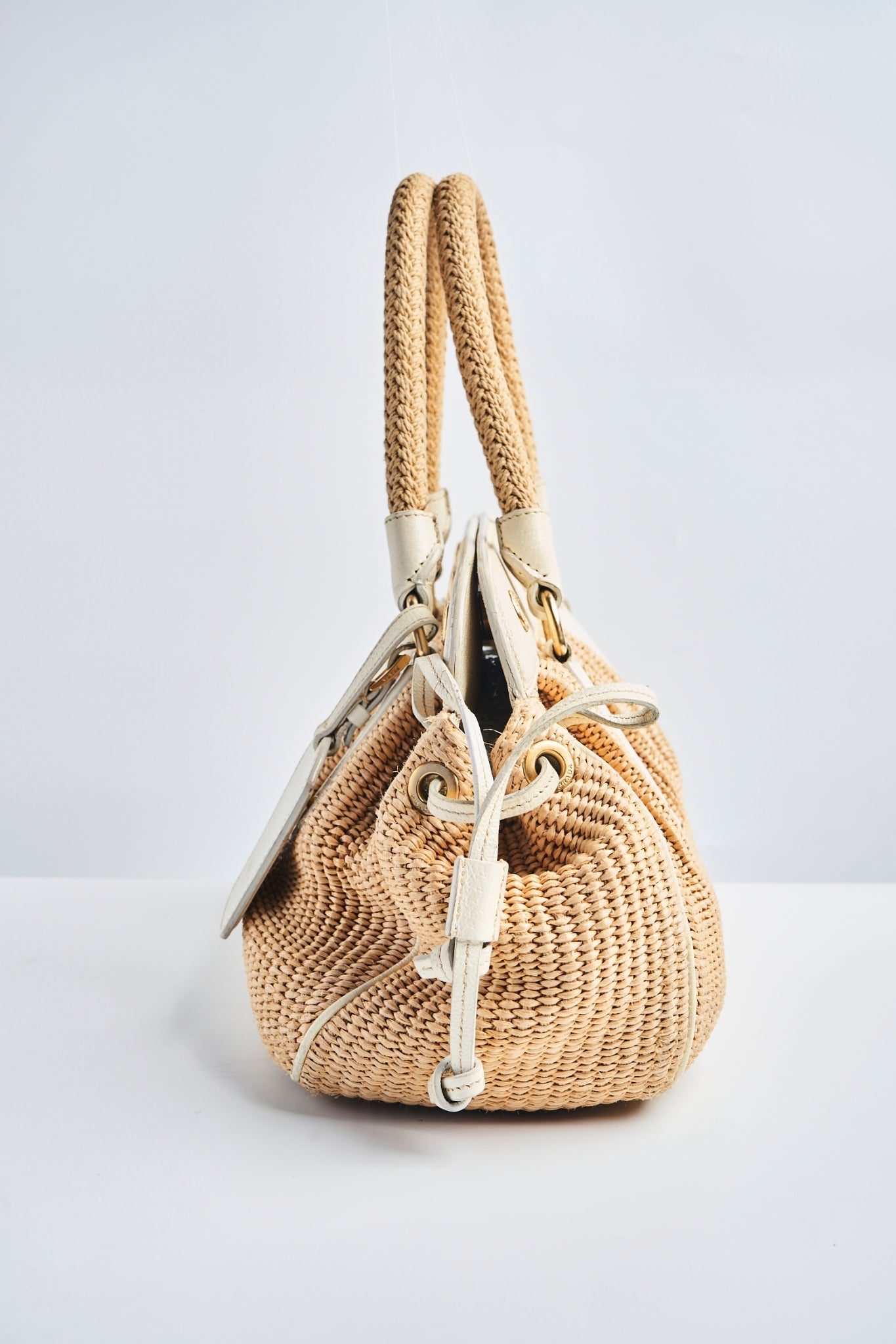 Prada raffia hand bag