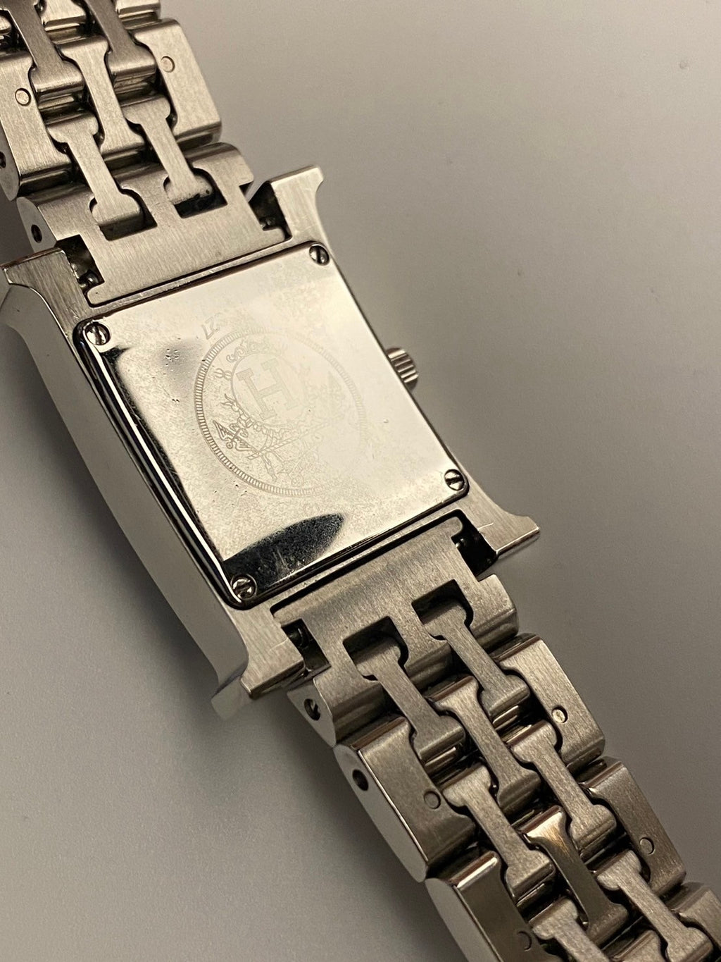Hermes white dial diamond c.1627
