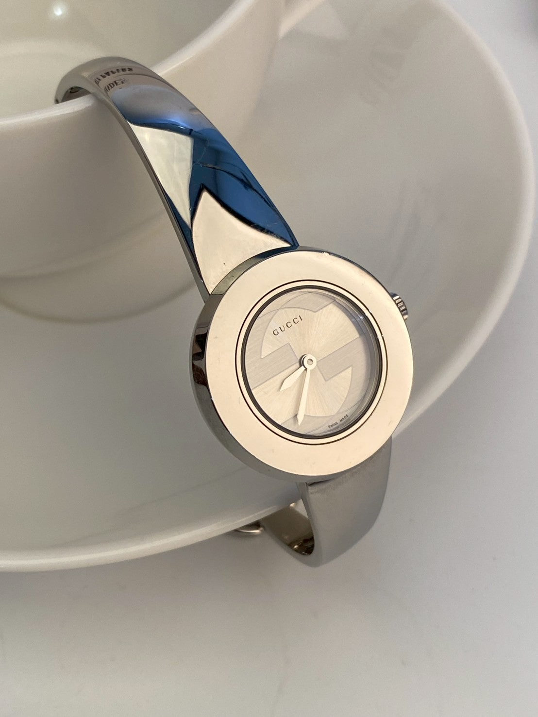 Gucci 129.5 bangle c.1542