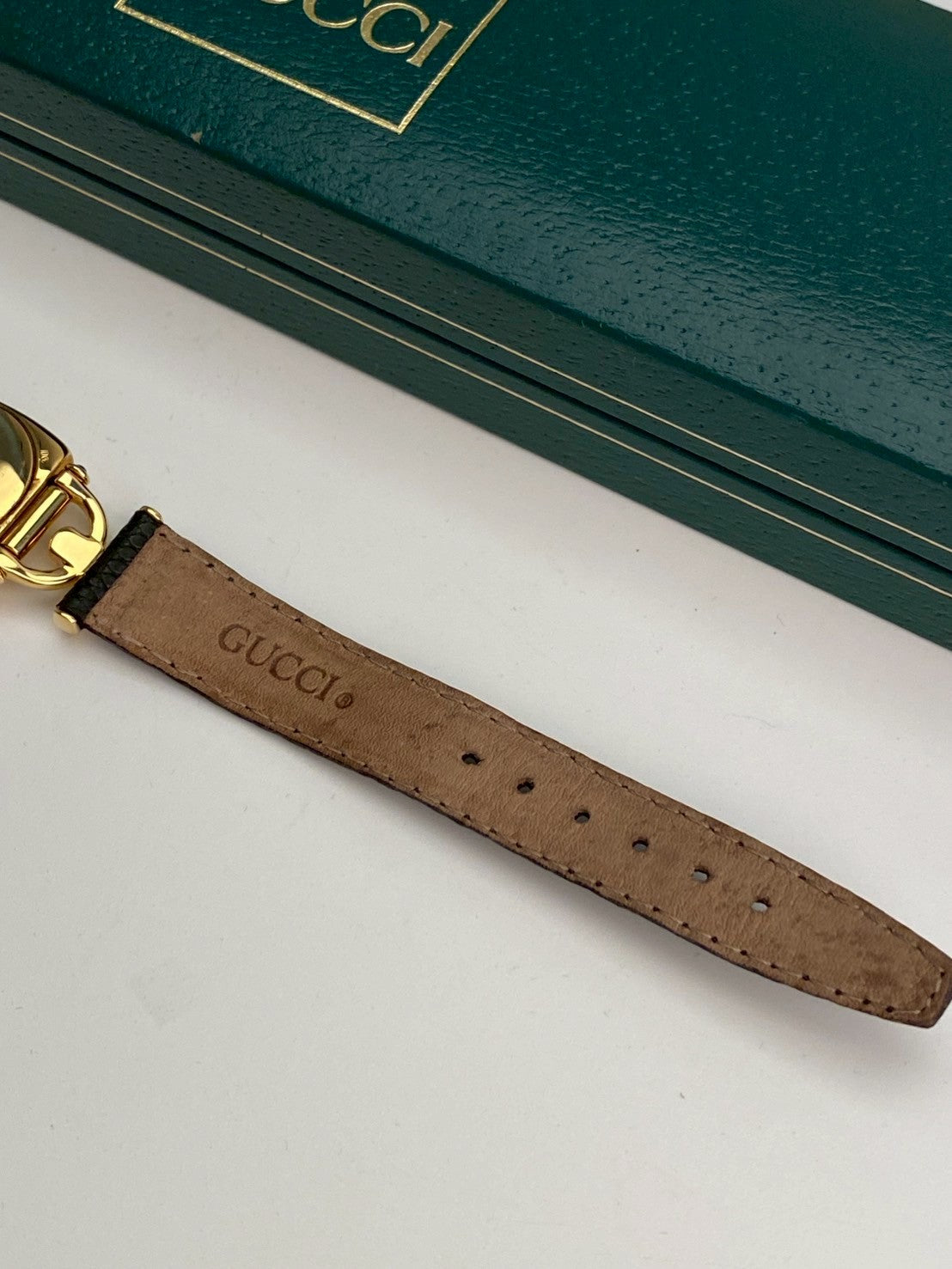 Gucci gold 6300L c.0835