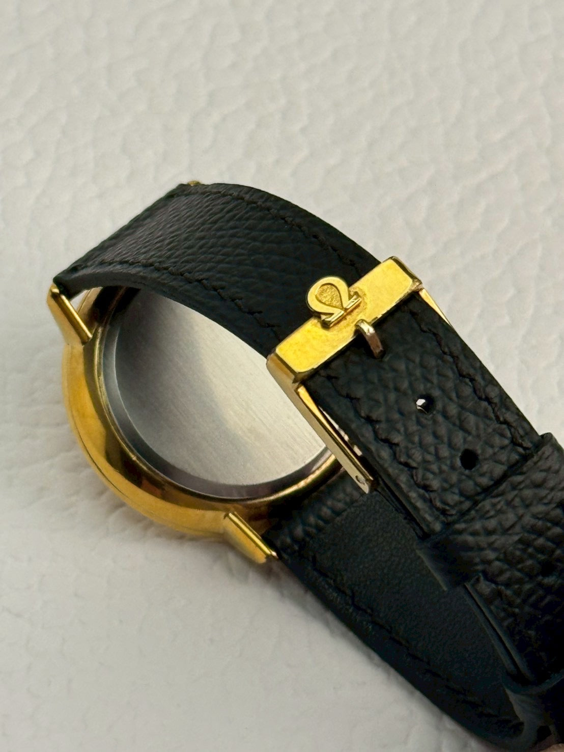 Omega de ville gold