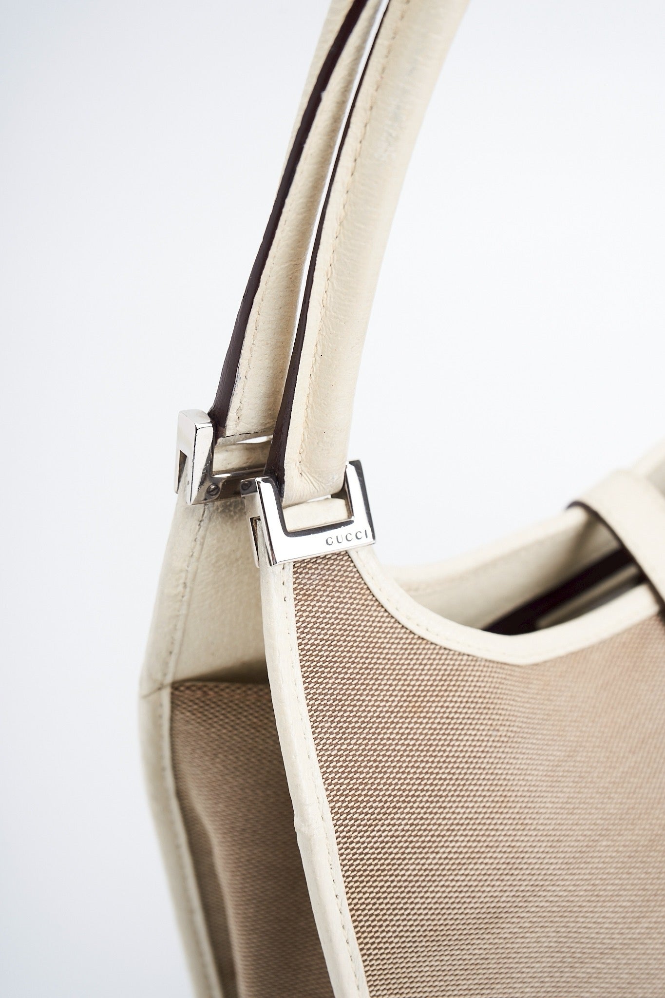 Gucci Jackie hang bag