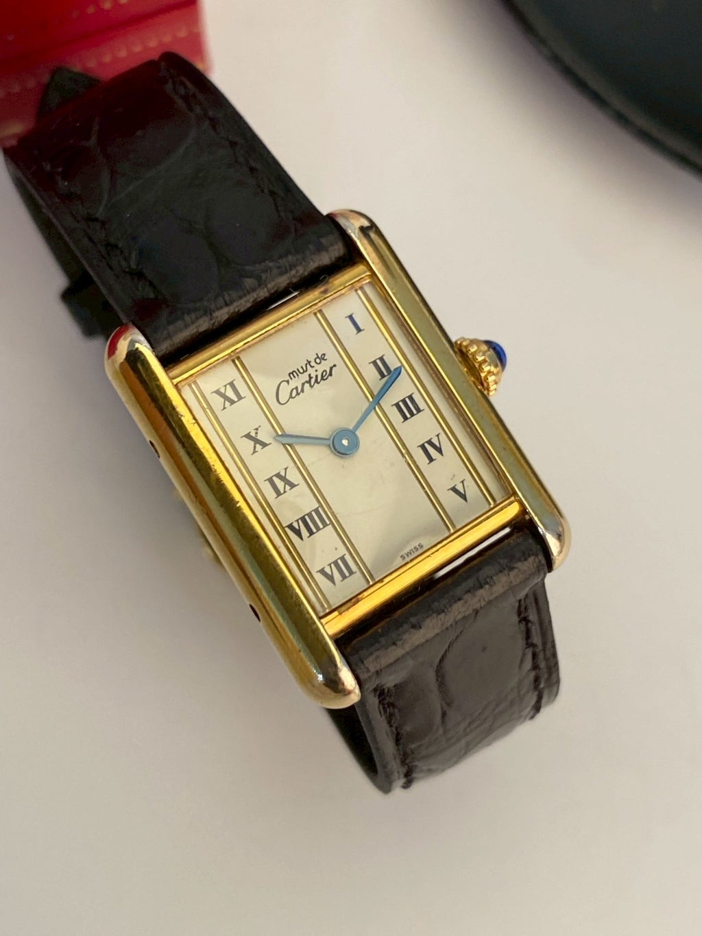 Cartier tank gold white dial sm c.7001