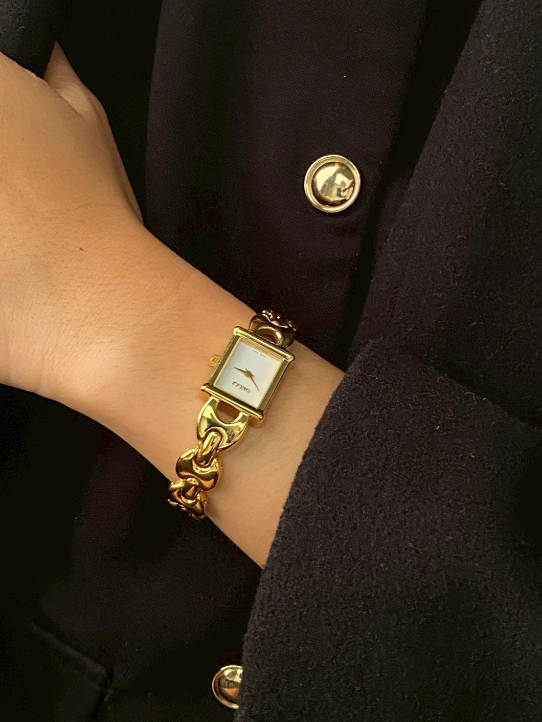 Gucci chang strap 1800L c.3849