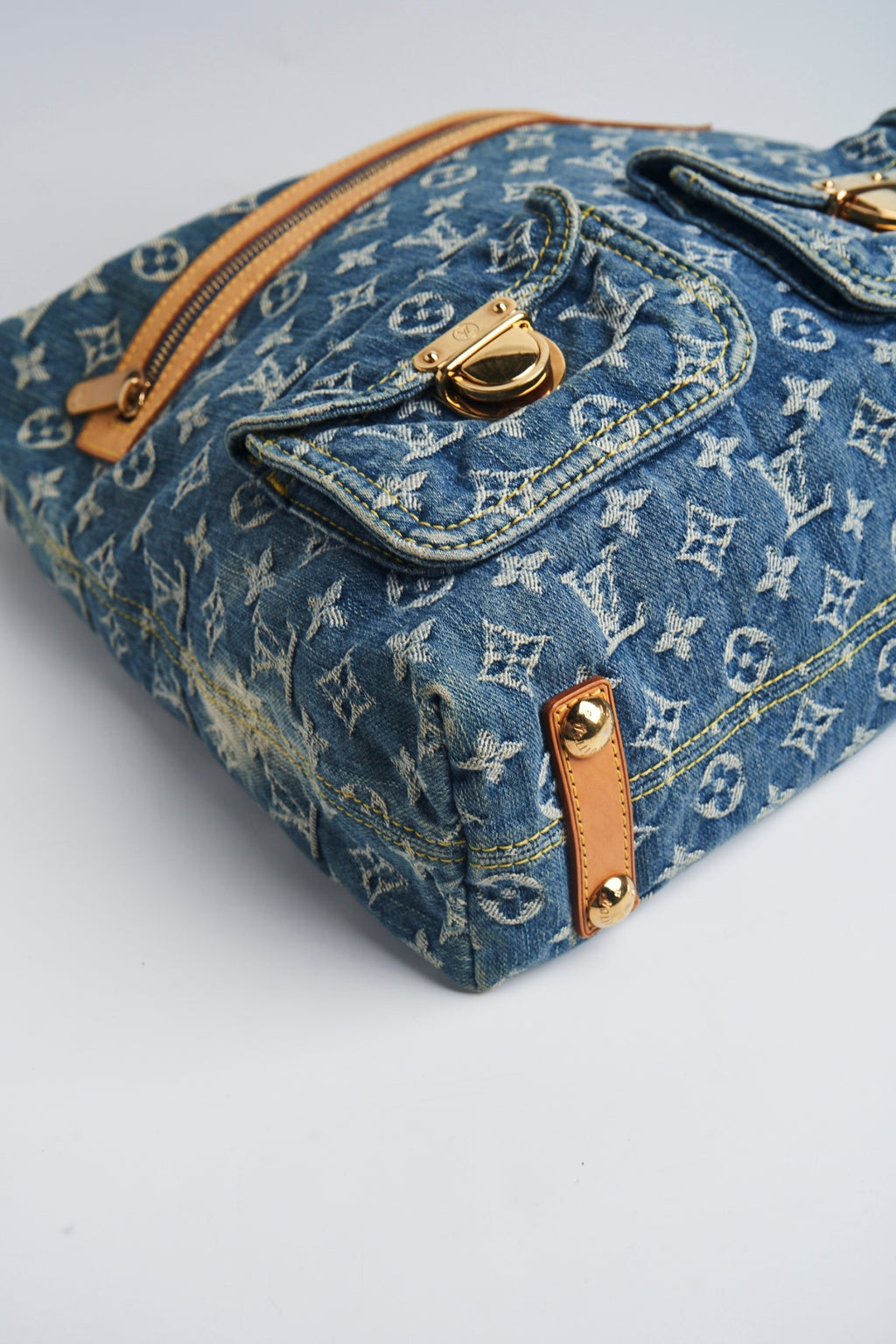 Louis vuitton denim shoulder bag