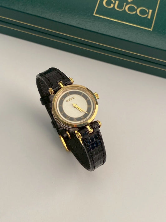 Gucci 2000m black watch
