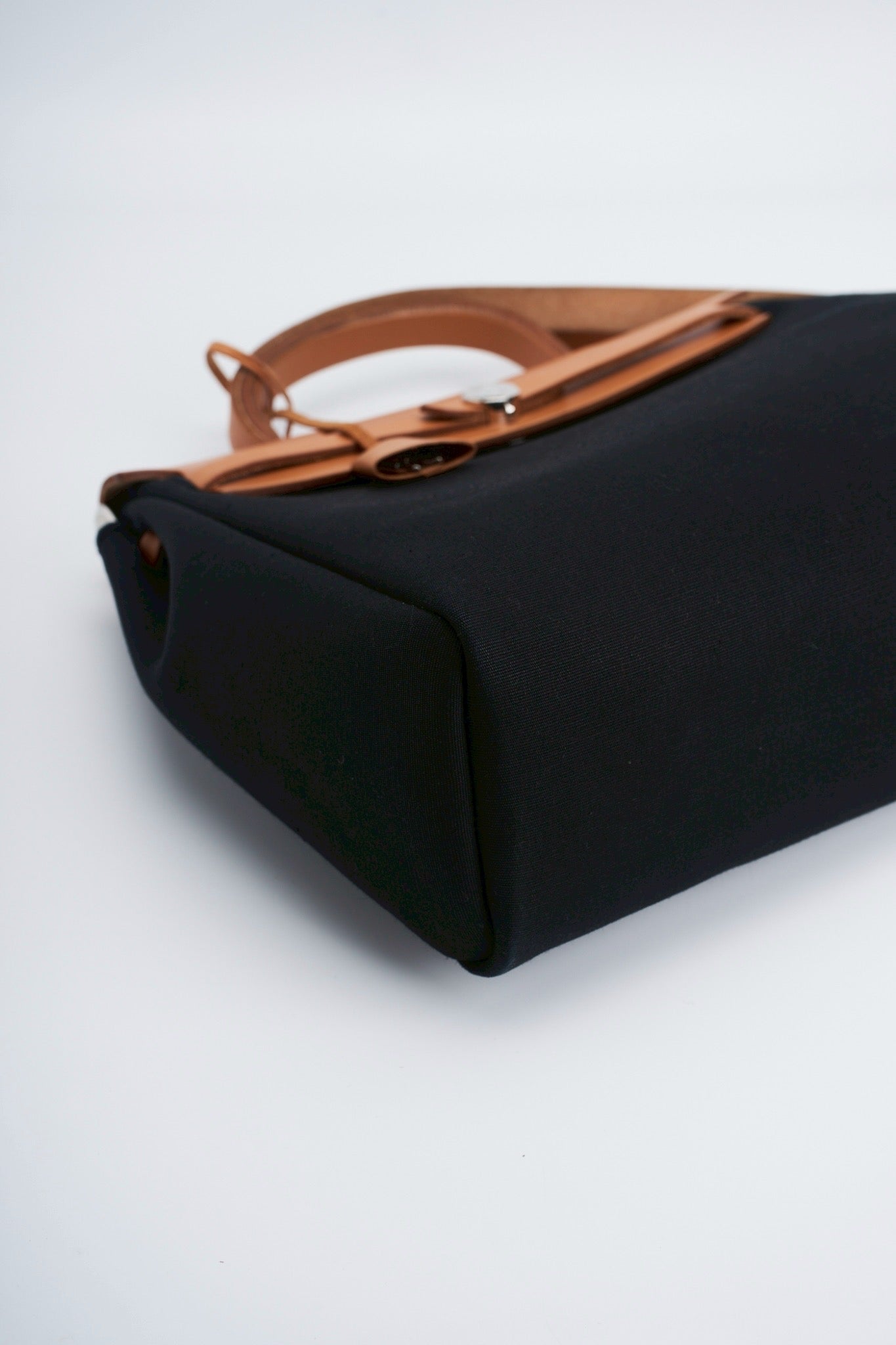 Hermes herbag31 black brown