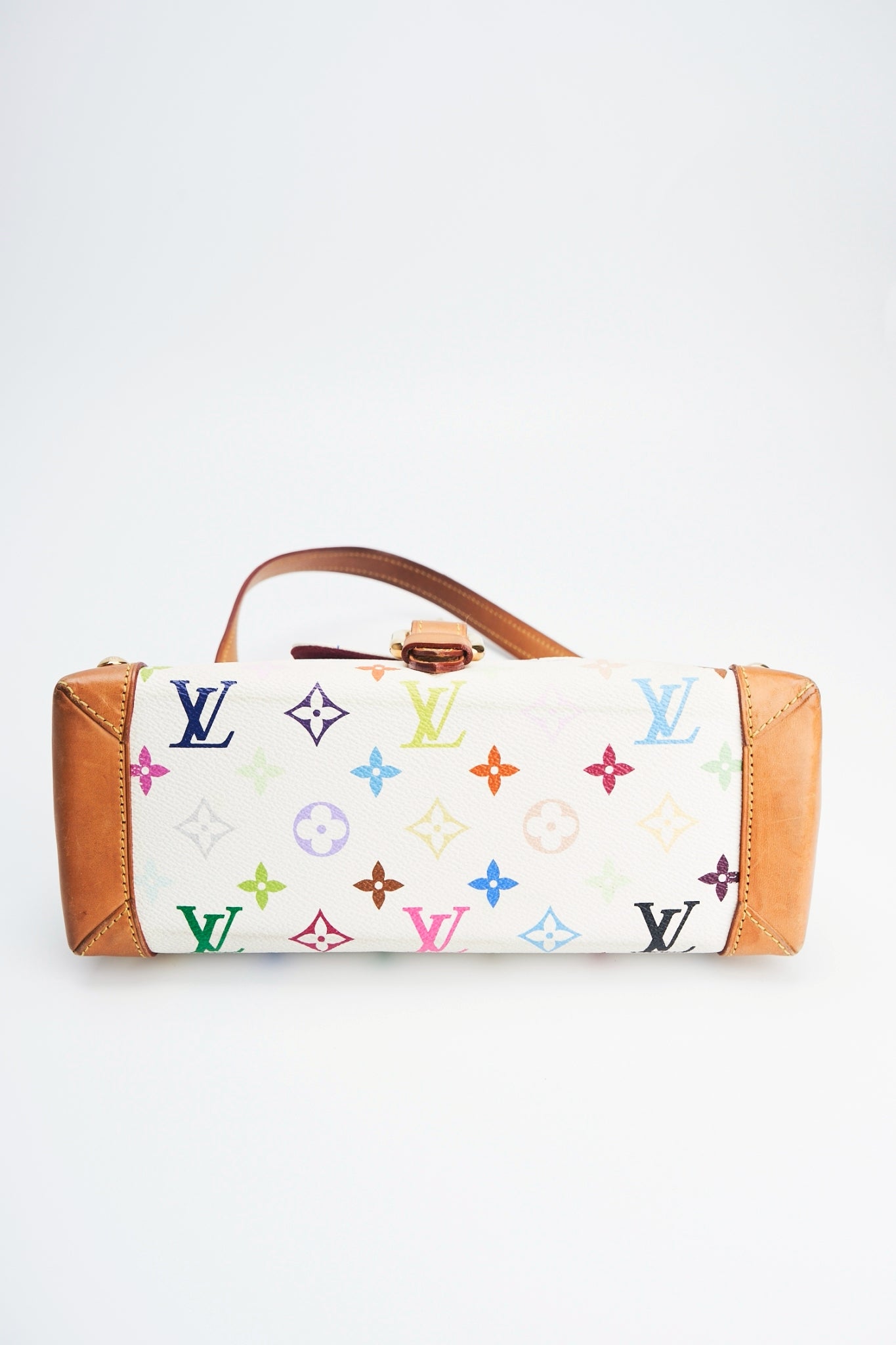 Louis vuitton shoulder bag