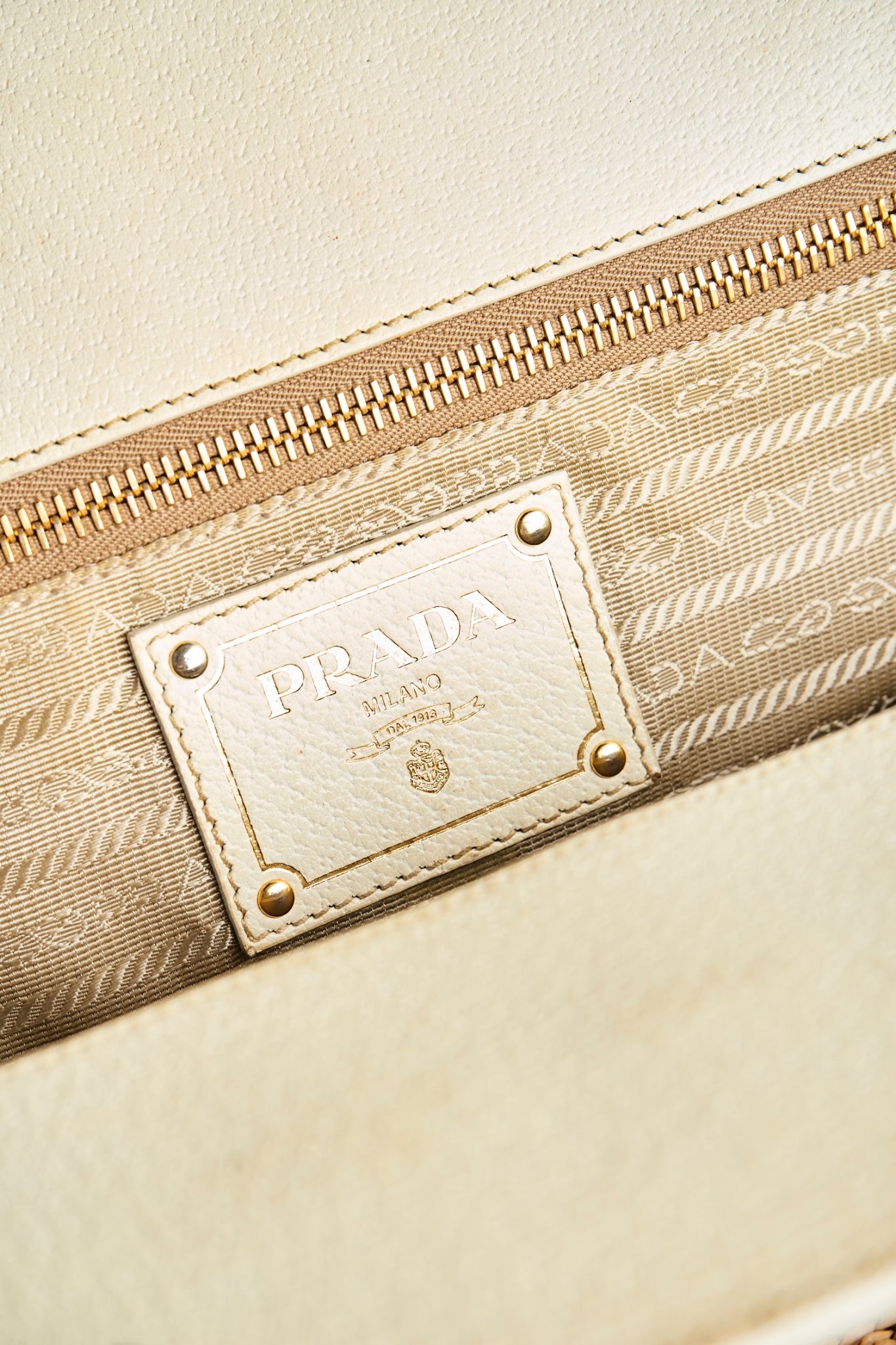 Prada raffia hand bag