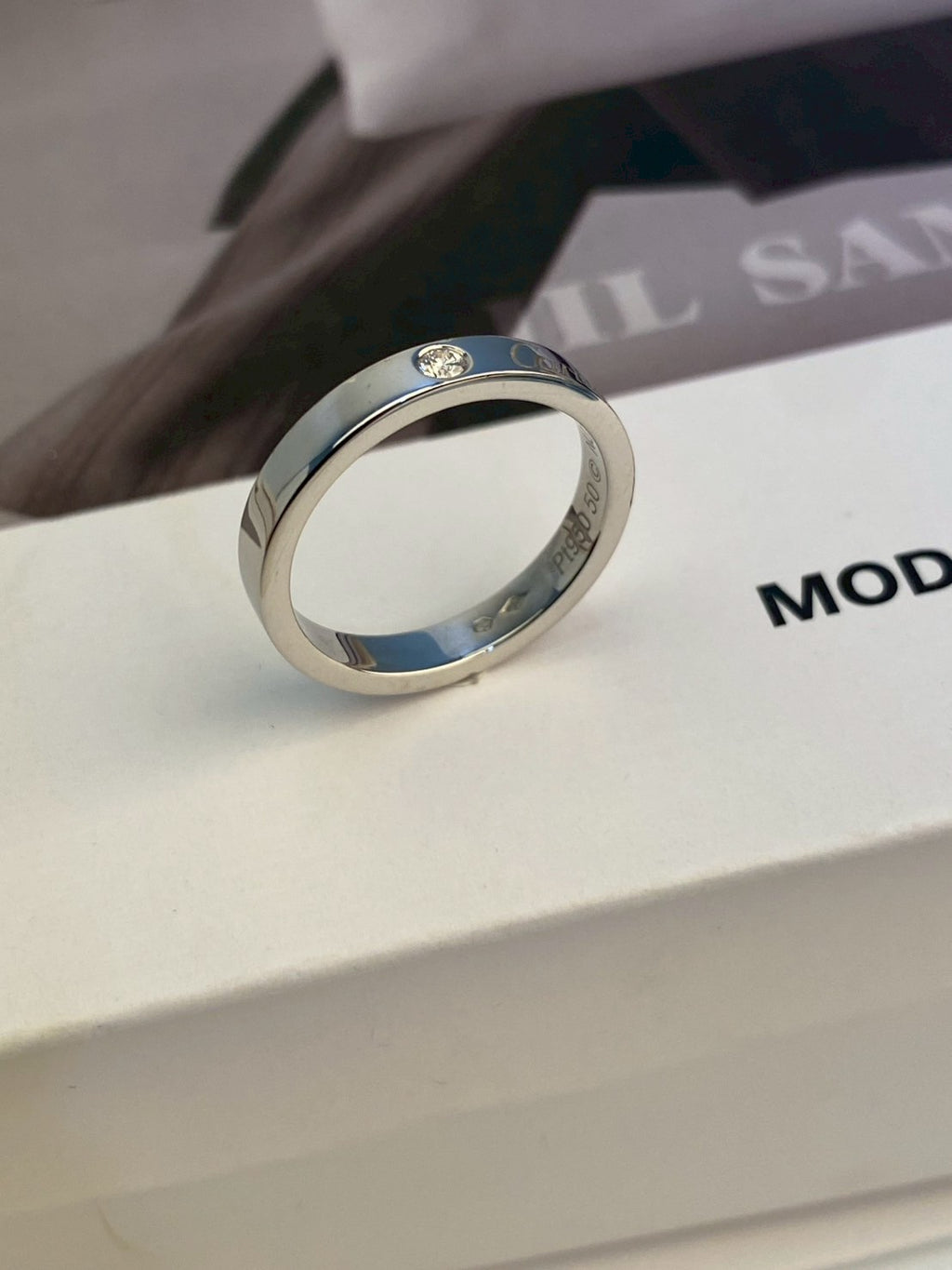 Cartier ring wedding band diamond