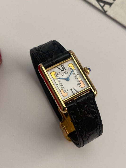 Cartier tank color sm c.7001