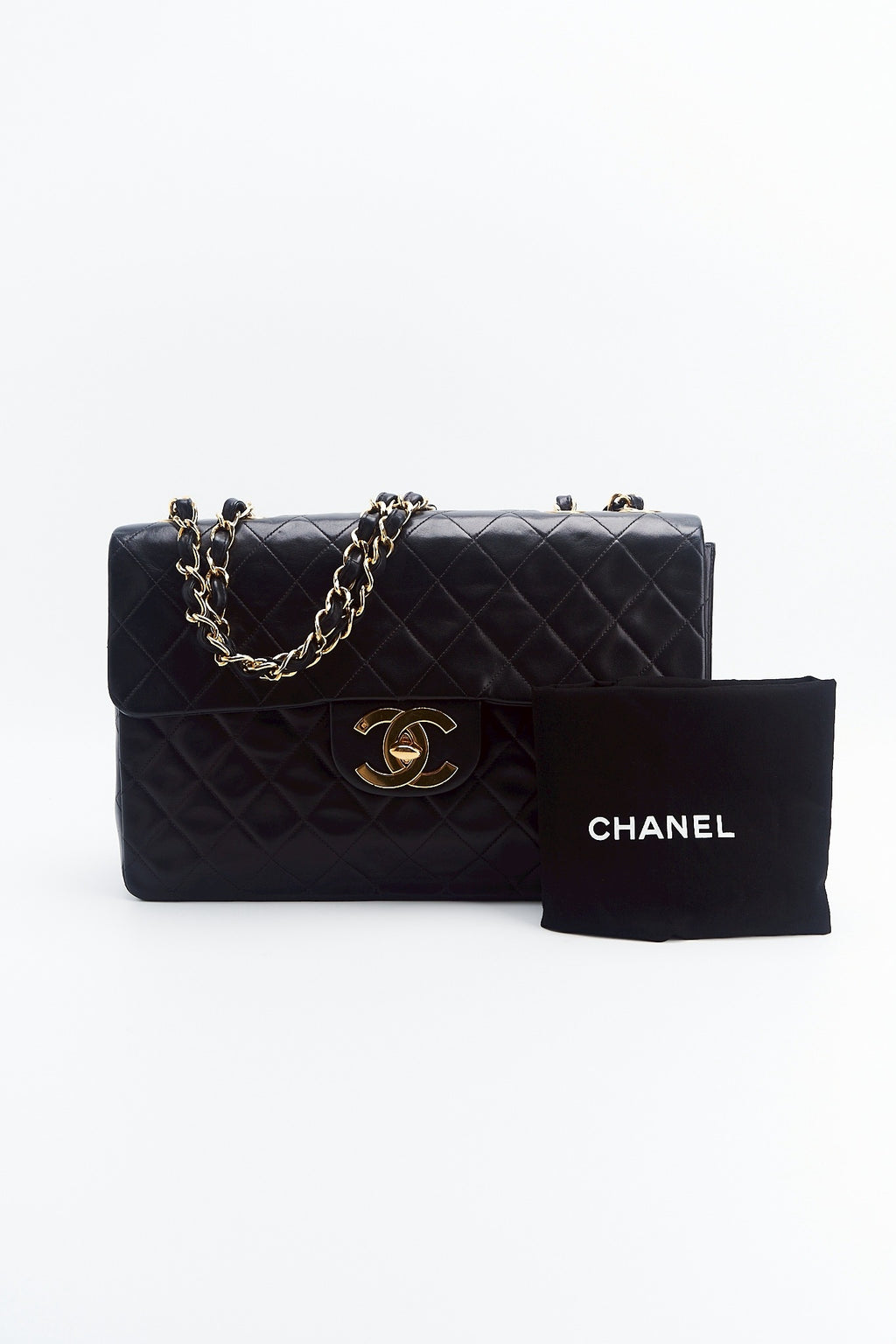 Chanel classic maxi