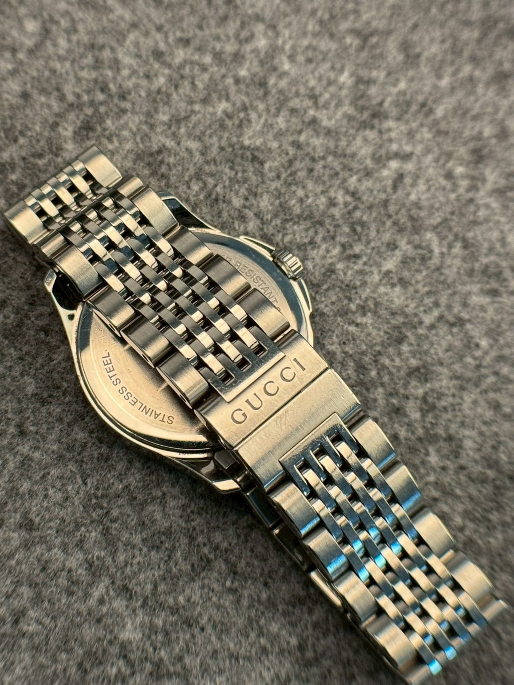 Gucci G-Timeless 126.5 c.7066