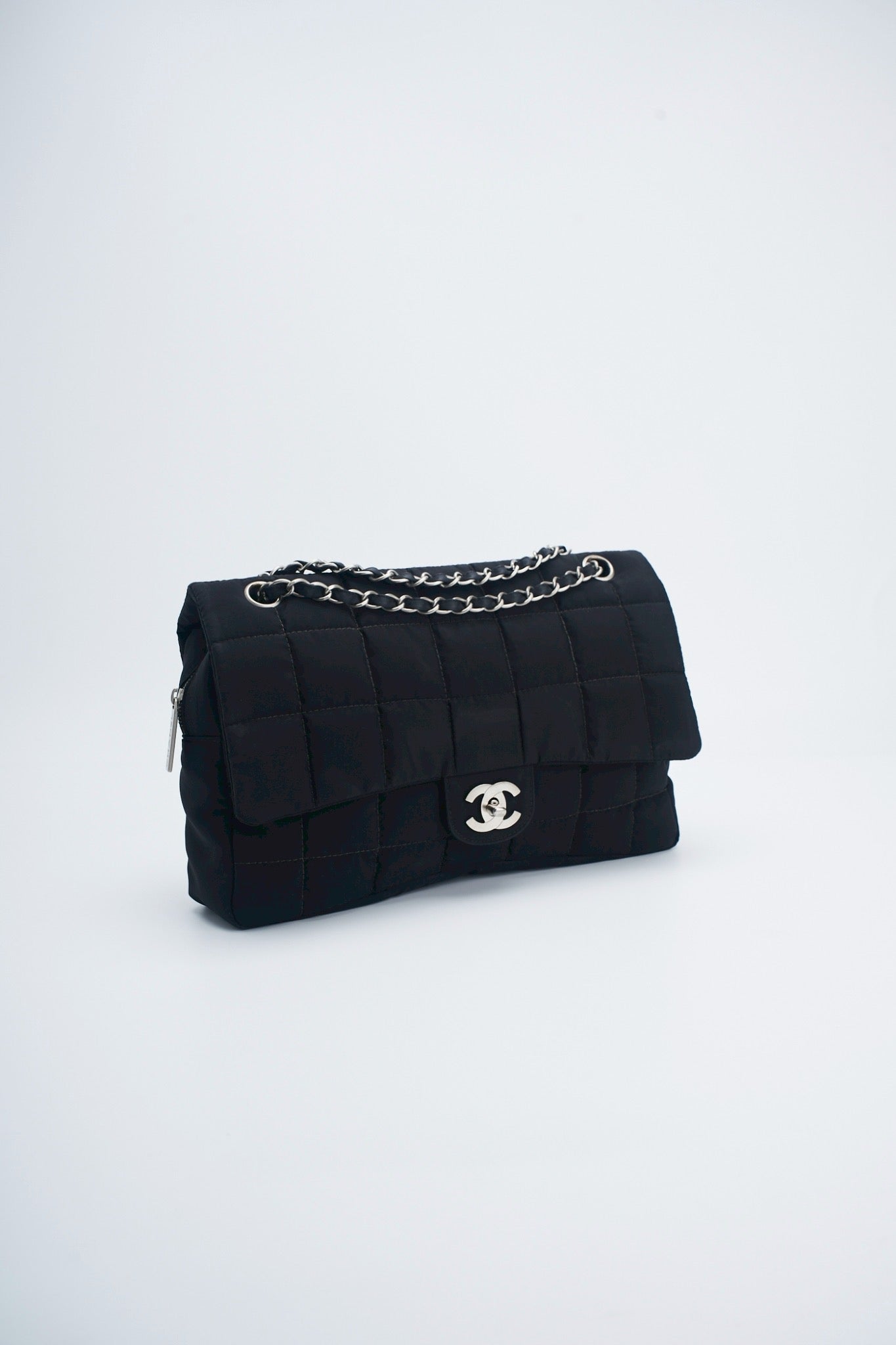 Chanel nylon easy flab 12