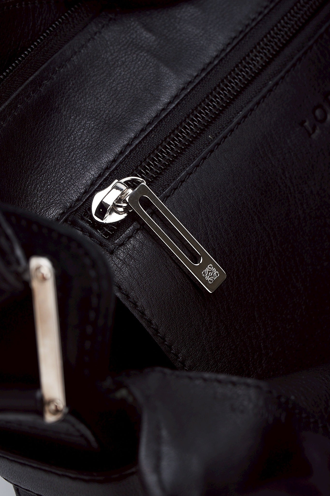 Loewe Suede Black shoulder