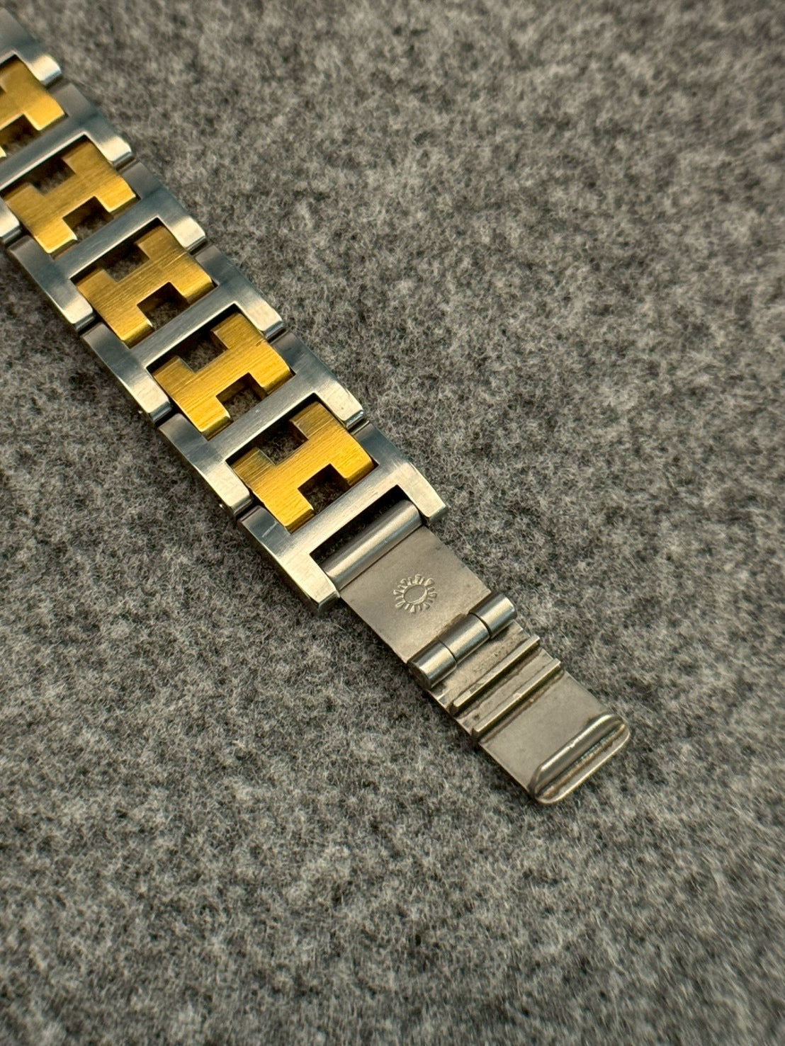 HERMES Clipper Date Combination c.0595