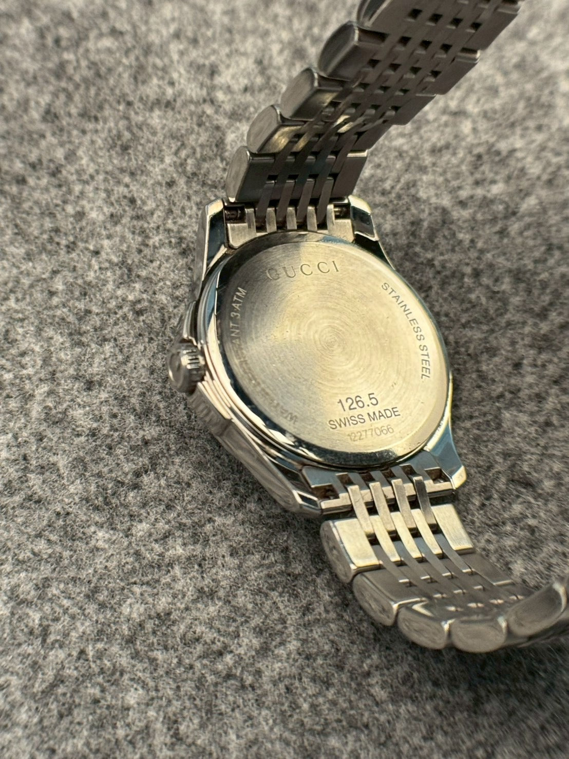 Gucci G-Timeless 126.5 c.7066