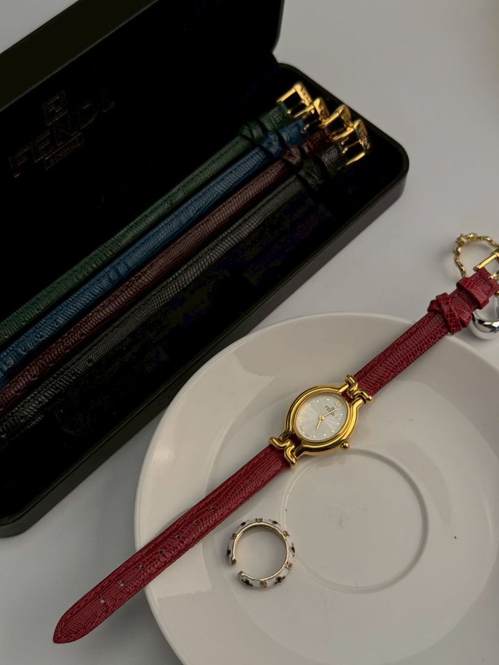 Fendi change strap 5pc.