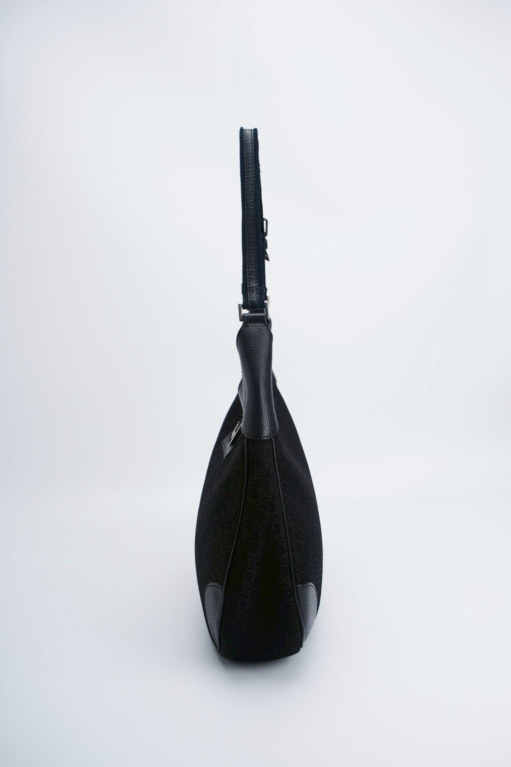 Dior street-chic hobo bag