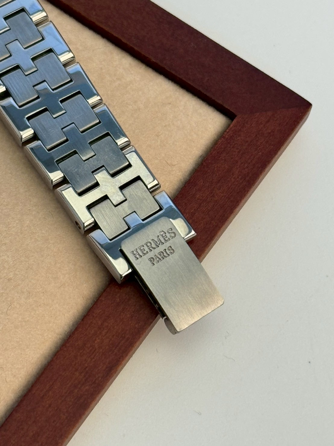 Hermes roman numerals c.8039