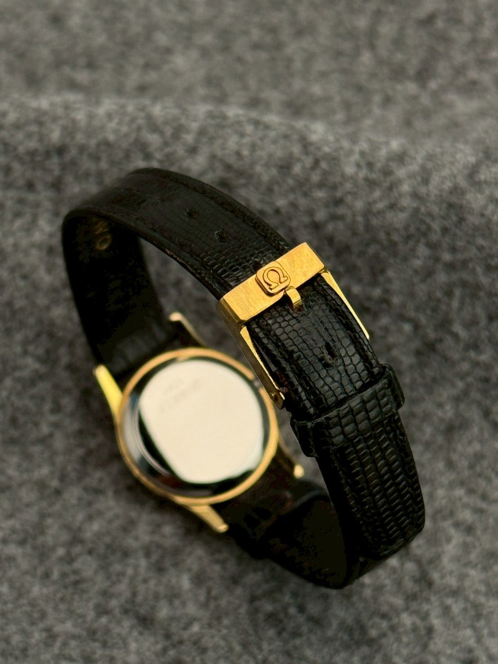Omega devilla gold c.1387