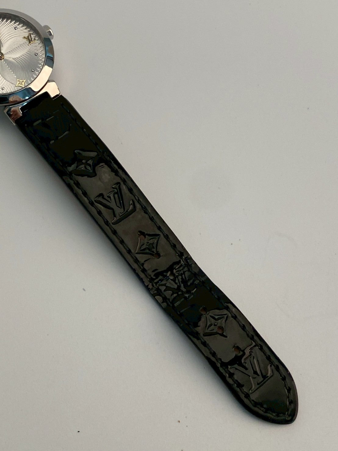 Louis Vuitton Tambour Slim