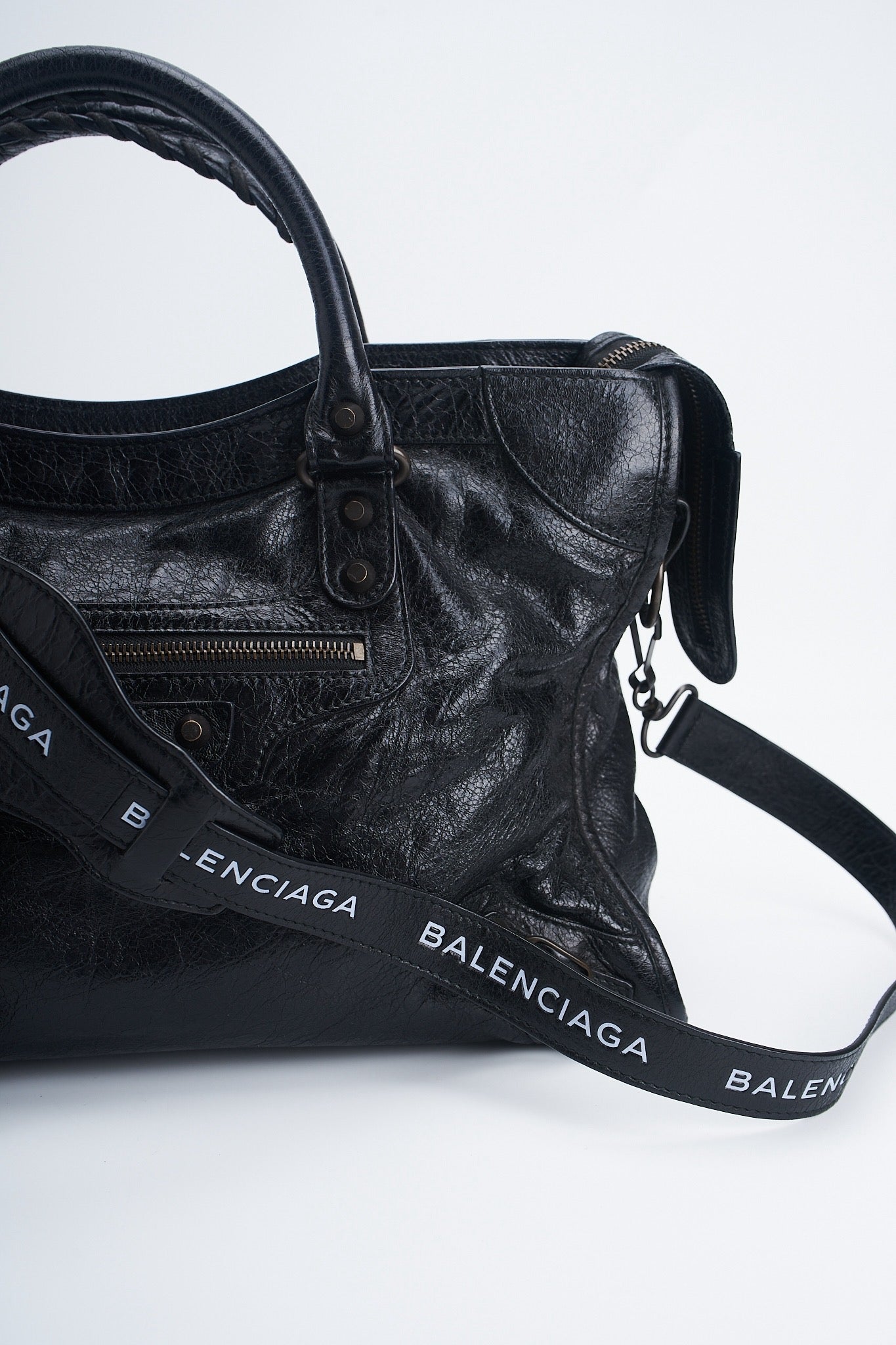 Balenciaga city