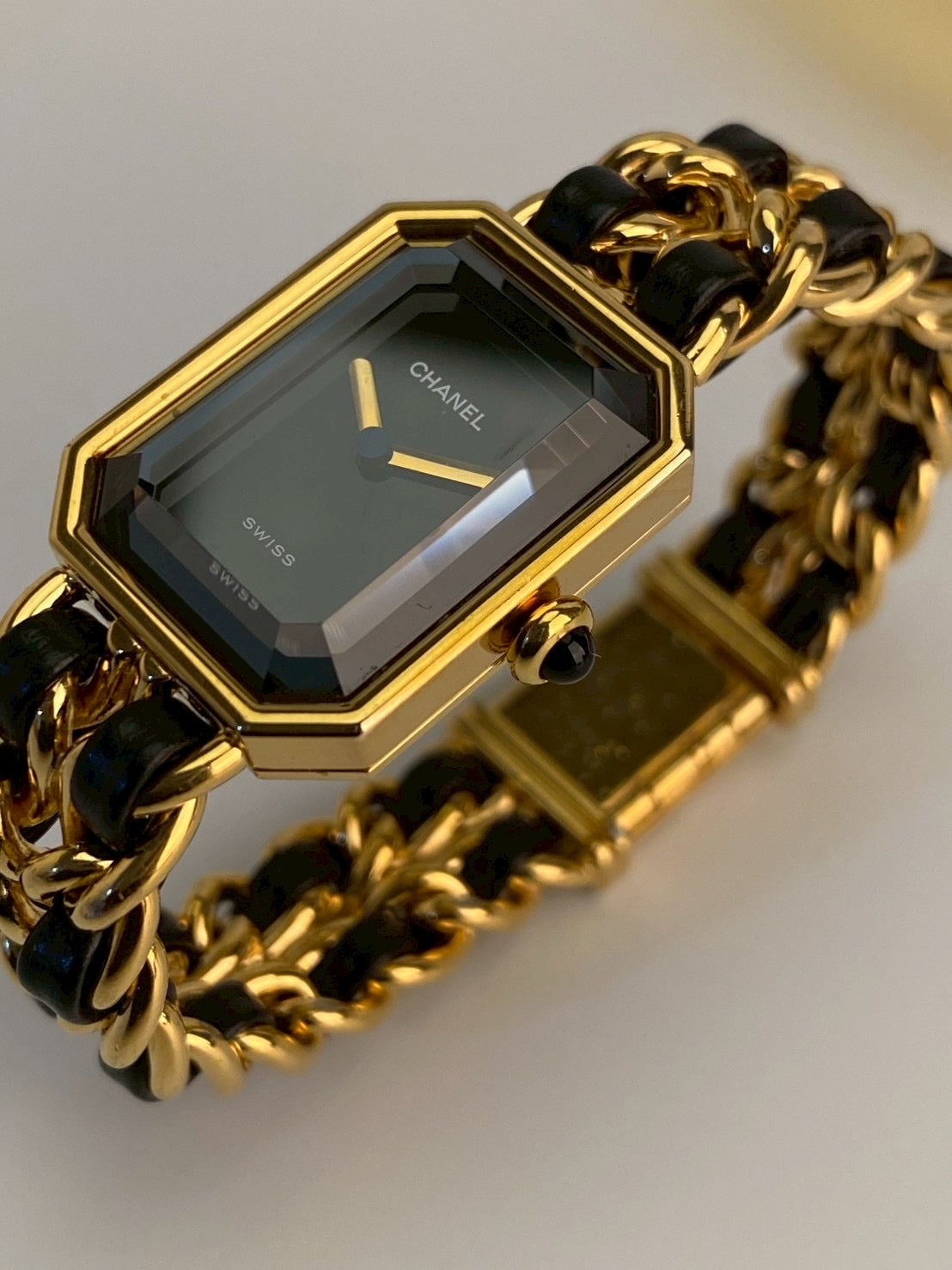 Chanel premier M size c.9927