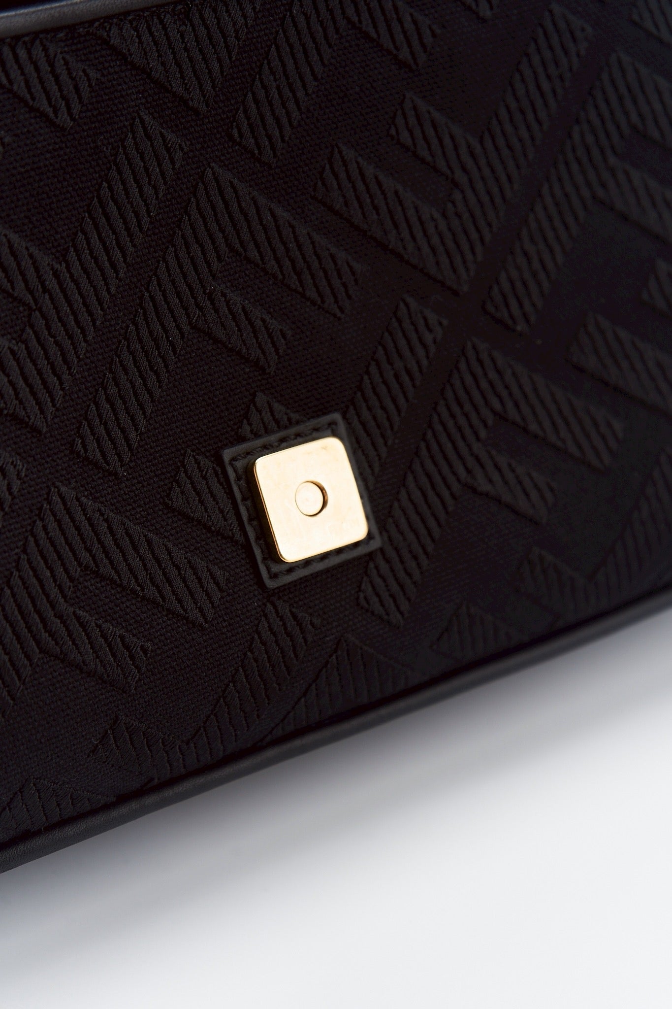 Fendi baguette bag