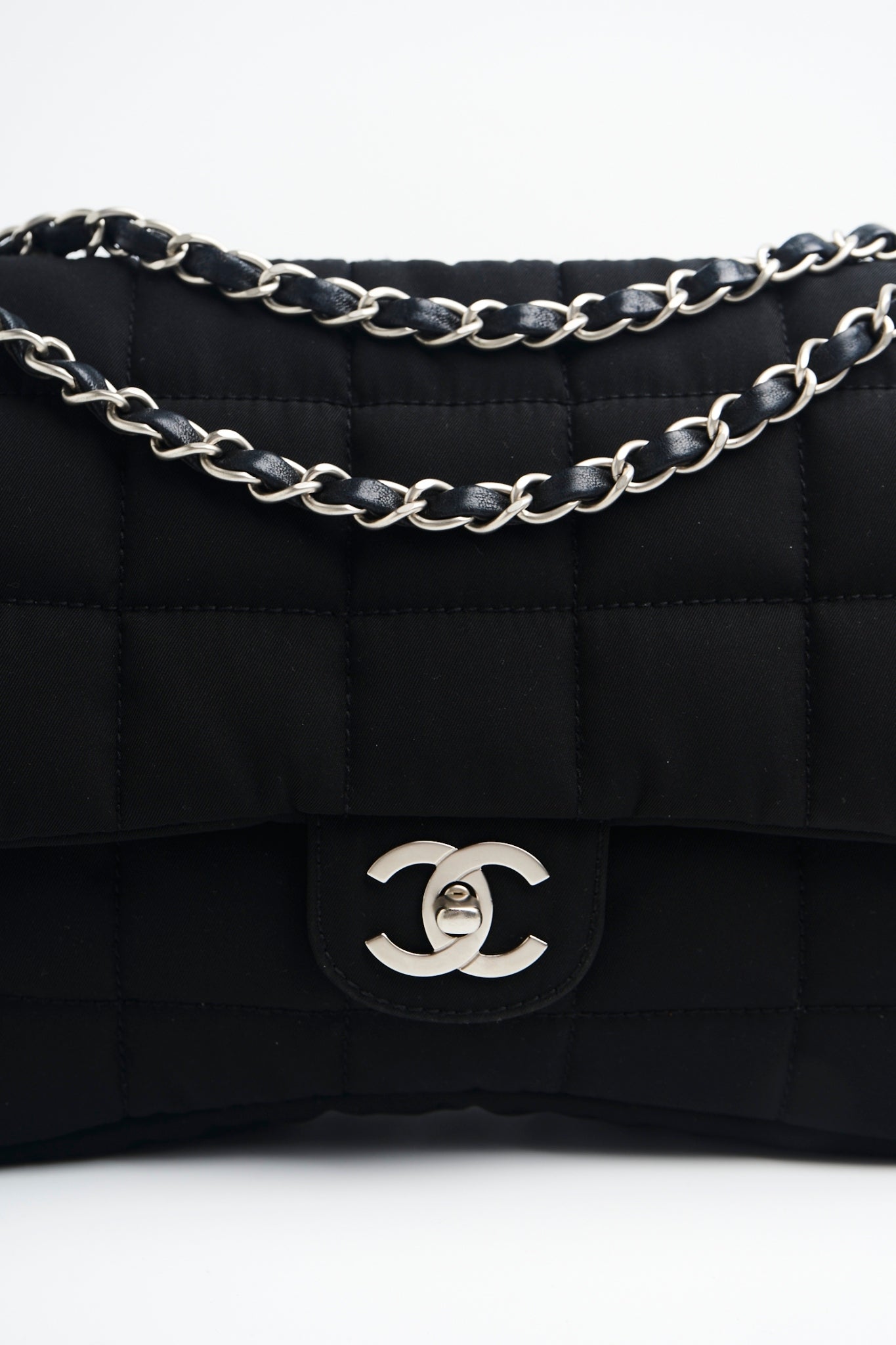 Chanel nylon easy flab 12”