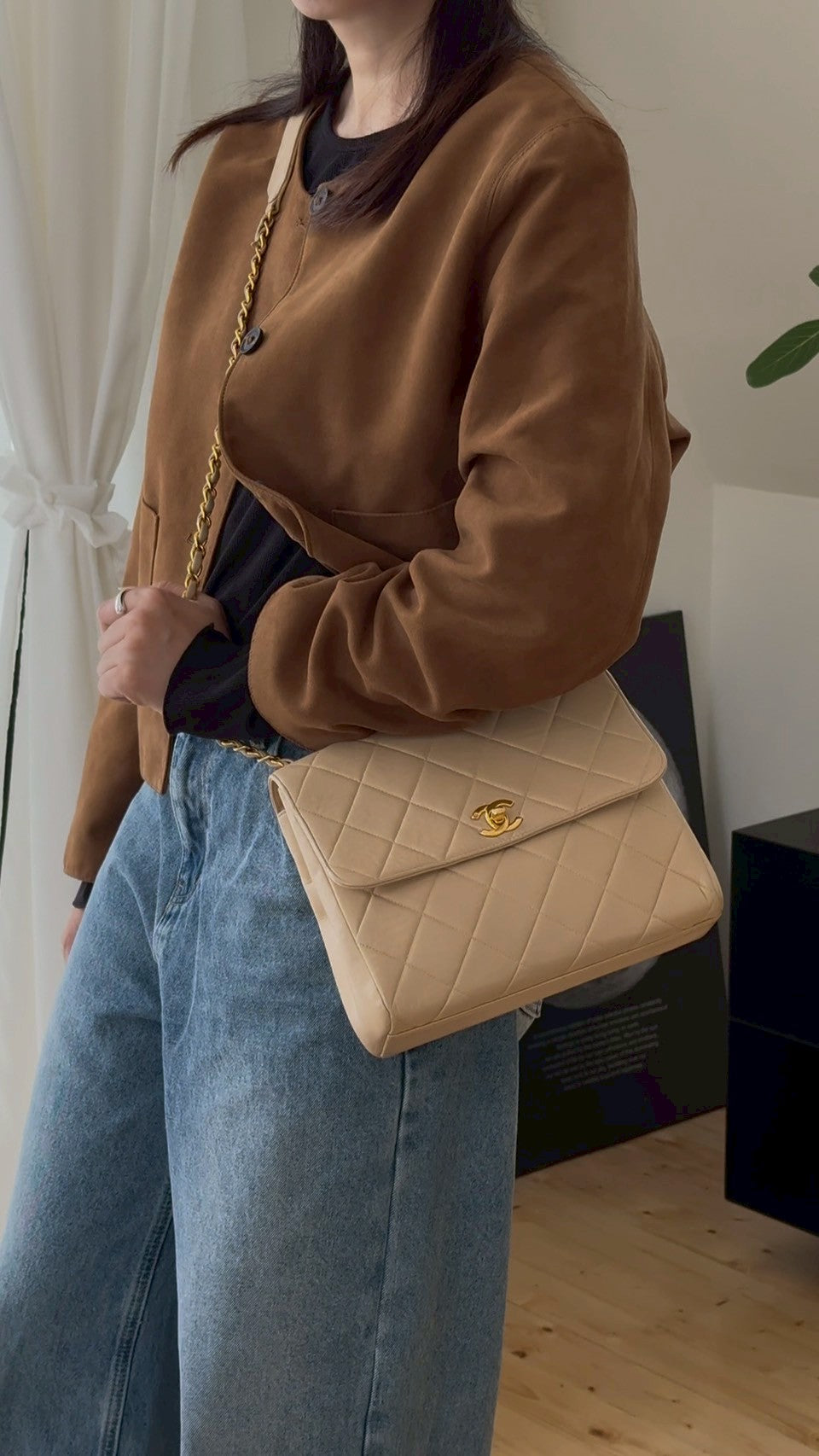 Chanel Quilted shoulder bag beige